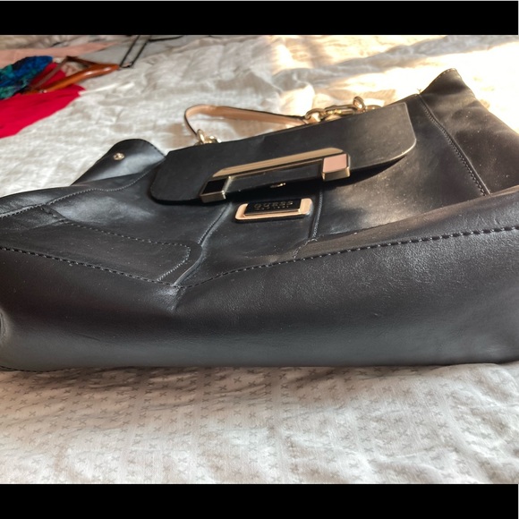 Guess Purse - Picture 8 of 9